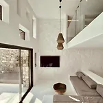 Ria Mar & By Live&travel