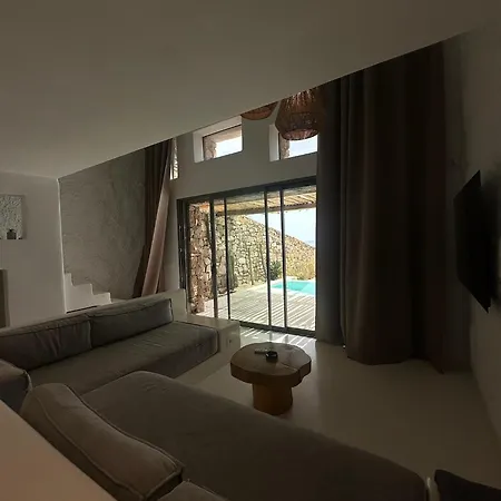 Ria Mar & By Live&travel Houlakia (Mykonos)